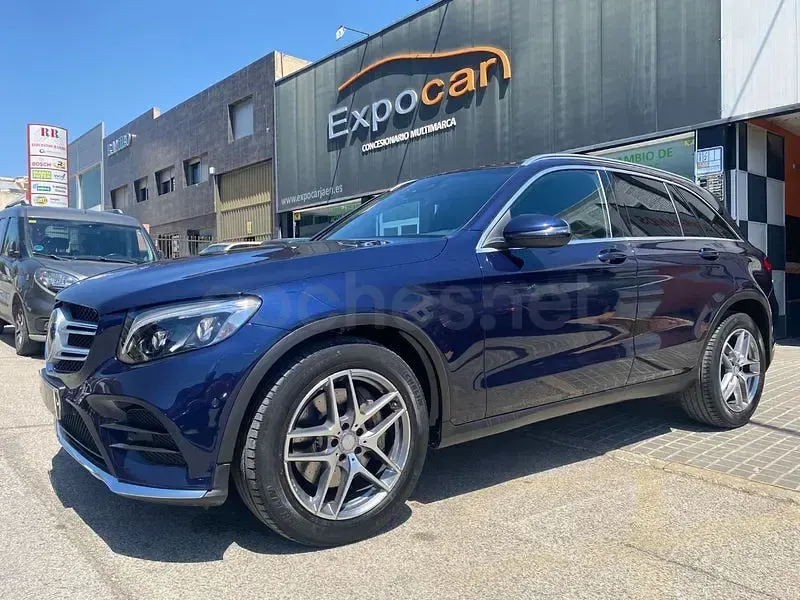 Usado Mercedes GLC220 AMG line 170 CV (125 kW) 2016 Azul SUV