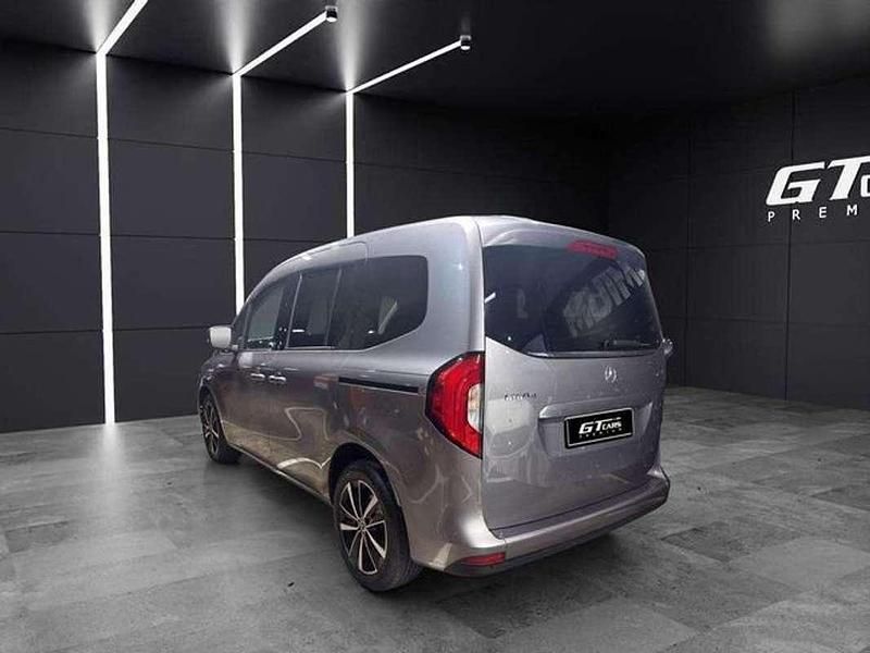 Usado Mercedes T160 102 CV (75 kW) 2023 Gris Monovolumen