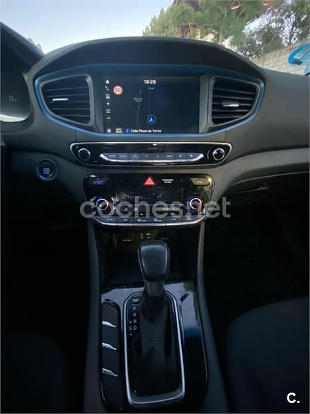 Usado Hyundai Ioniq 141 CV (103 kW) 2017 Blanco Utilitario