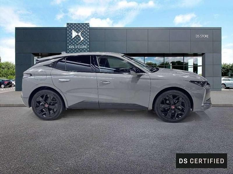 Usado DS Automobiles DS4 Performance 131 CV (96 kW) 2024 Gris SUV