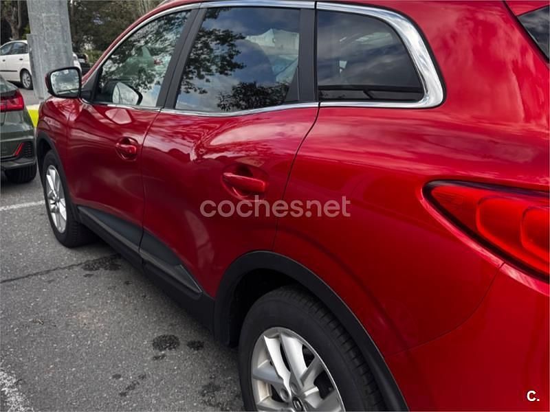 Usado Renault Kadjar XMOD 110 CV (80 kW) 2016 Rojo SUV