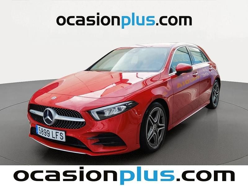 Usado Mercedes A180 AMG 116 CV (85 kW) 2020 Rojo Utilitario