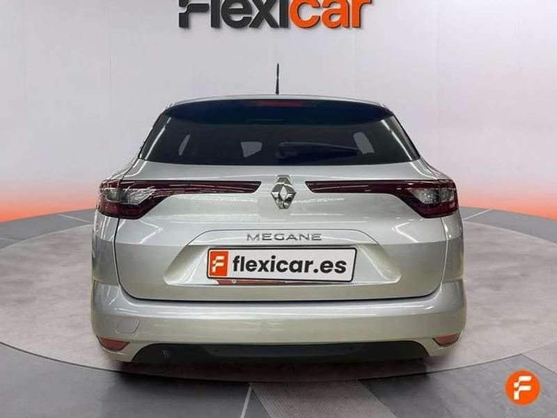 Usado Renault Mégane GrandTour Business 95 CV (69 kW) 2020 Gris Familiar