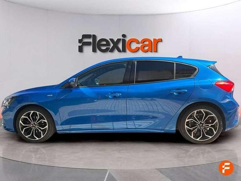 Usado Ford Focus ST-Line 125 CV (91 kW) 2022 Azul Berlina