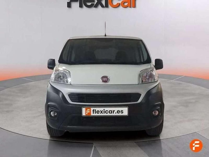 Używany Fiat Fiorino 95 KM (69 kW) 2021 Biały Minivan