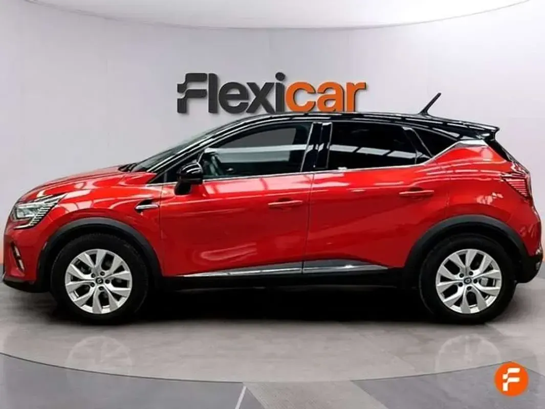 Usado Renault Captur Zen 143 CV (105 kW) 2021 Rojo SUV