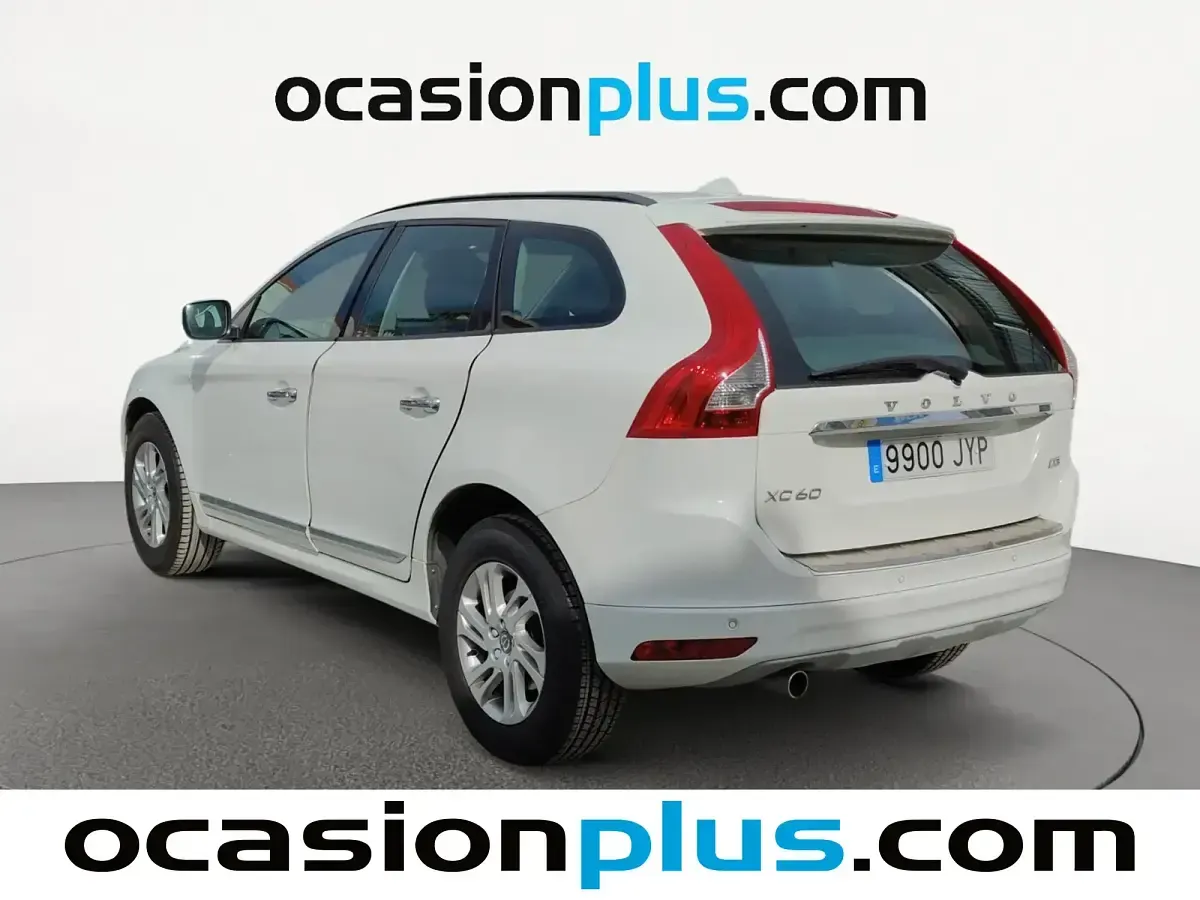 Usado Volvo XC60 Kinetic 150 CV (110 kW) 2017 Blanco SUV