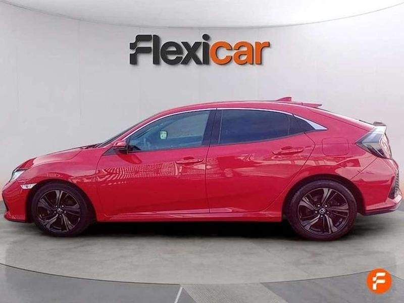 Usado Honda Civic Elegance 129 CV (94 kW) 2019 Rojo Utilitario