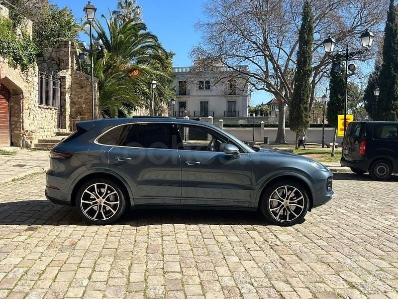 Usado Porsche Cayenne Turbo 550 CV (404 kW) 2018 Azul SUV