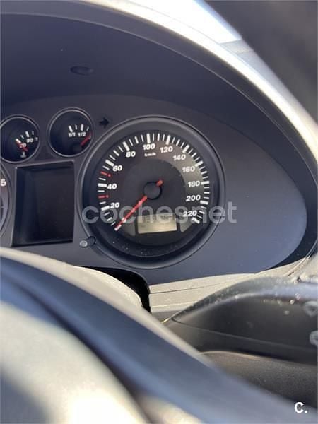 Verde Usado 2002 Seat Ibiza Stella Berlina | 2000 € (Buen precio) - Imagen 1/4