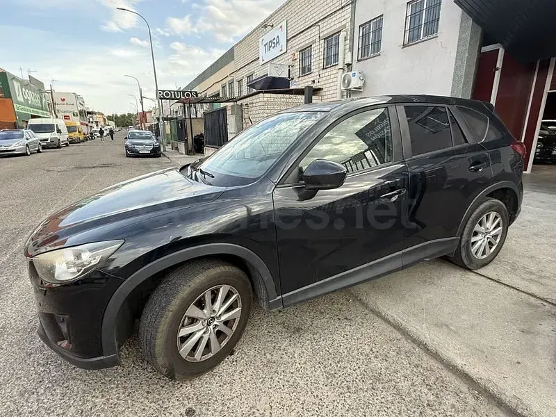 Usado Mazda CX-5 Luxury 150 CV (110 kW) 2014 Negro SUV
