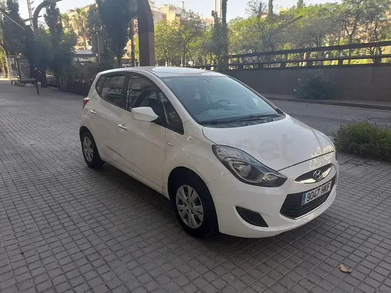 Usado Hyundai ix20 Classic 90 CV (66 kW) 2012 Blanco Utilitario