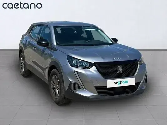 Usado Peugeot 2008 Active 100 CV (73 kW) 2022 SUV