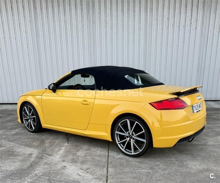 Usado Audi TT Roadster S-Line 180 CV (132 kW) 2016 Amarillo Descapotable