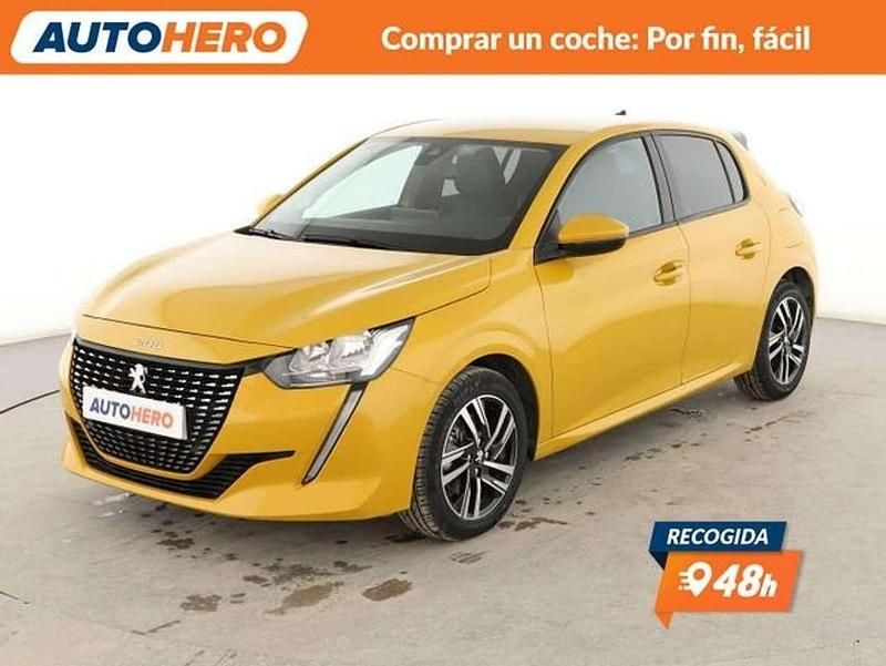 Usado Peugeot 208 Allure 101 CV (74 kW) 2020 Amarillo Utilitario