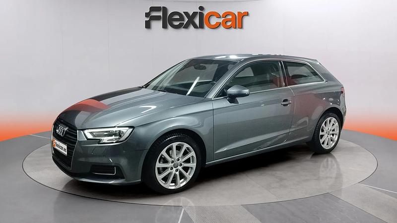 Käytetty Audi A3 Premium 116 HP (85 kW) 2017 Harmaa Viistoperä