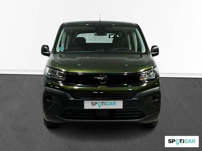 Usado Opel Combo S 100 CV (73 kW) 2025 Verde Familiar