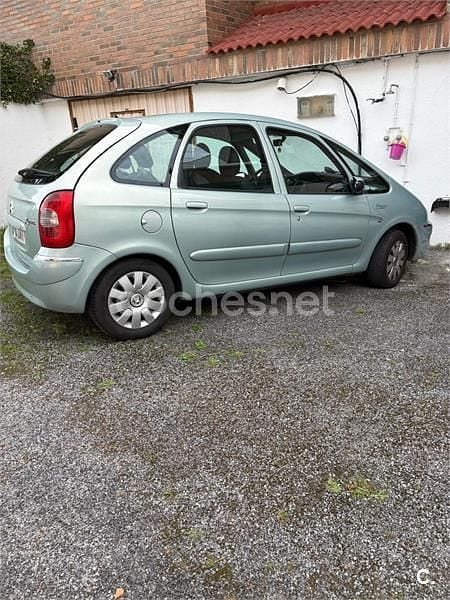 Verde Usado 2005 Citroën Xsara Picasso Monovolumen | 2400 € (Precio justo) - Imagen 1/4