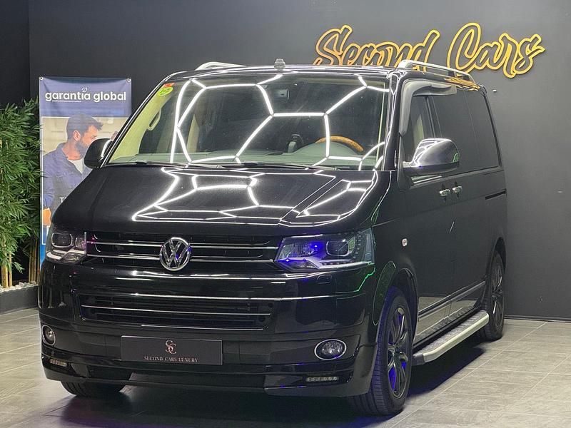 Usado VW Multivan Highline 180 CV (132 kW) 2014 Negro Monovolumen