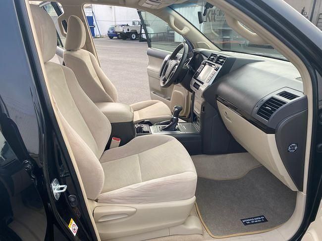 Usado Toyota Land Cruiser 177 CV (130 kW) 2018 Azul SUV