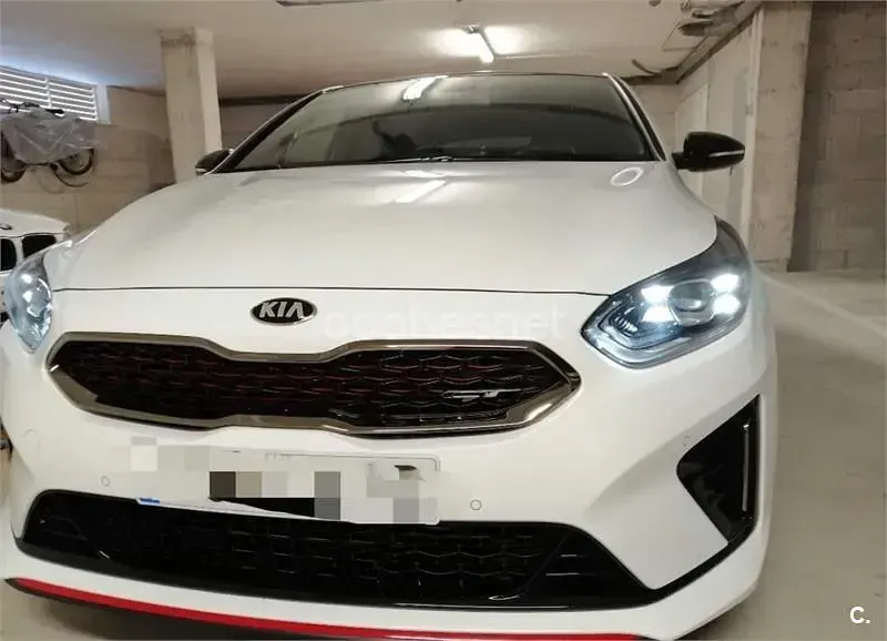 Käytetty Kia ProCeed GT 204 HP (150 kW) 2019 Valkoinen Farmari