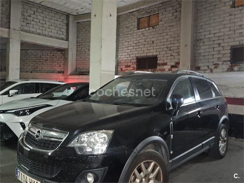Usado Opel Antara Enjoy 163 CV (119 kW) 2012 Negro SUV