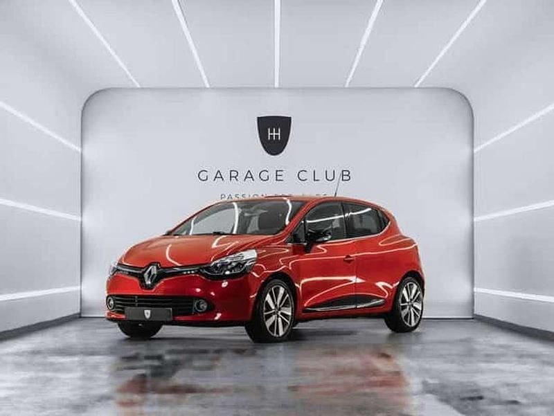 Rojo Usado 2015 Renault Clio IV Authentique Utilitario | 7599 € (Precio justo) - Imagen 1/4