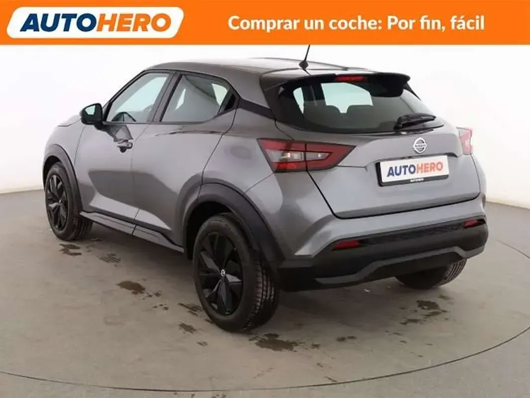 Usado Nissan Juke Acenta 114 CV (83 kW) 2022 Gris SUV