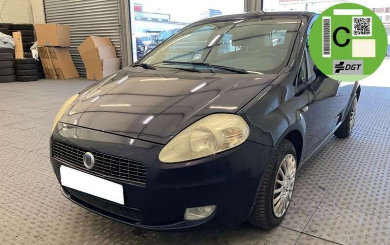 Azul Usado 2006 Fiat Grande Punto Utilitario | 5990 € - Imagen 1/4
