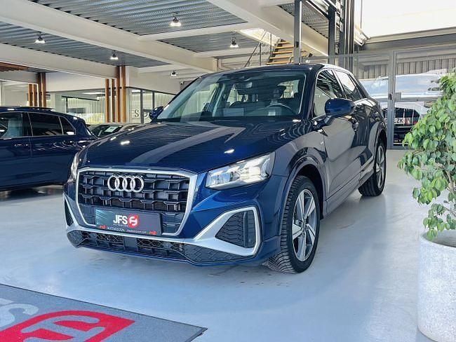 Usado Audi Q2 S-Line 116 CV (85 kW) 2022 Azul SUV
