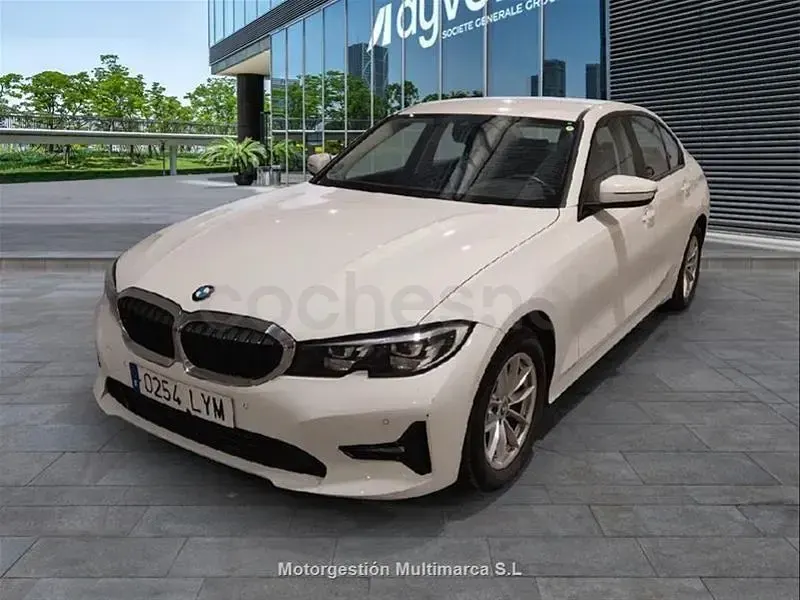 Usado BMW 318 Comfort Edition 150 CV (110 kW) 2022 Amarillo Berlina