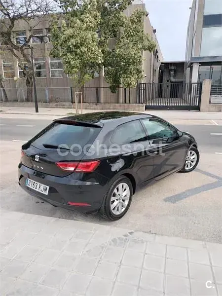 Begagnad Seat Leon Style 150 HK (110 kW) 2018 Svart Sedan
