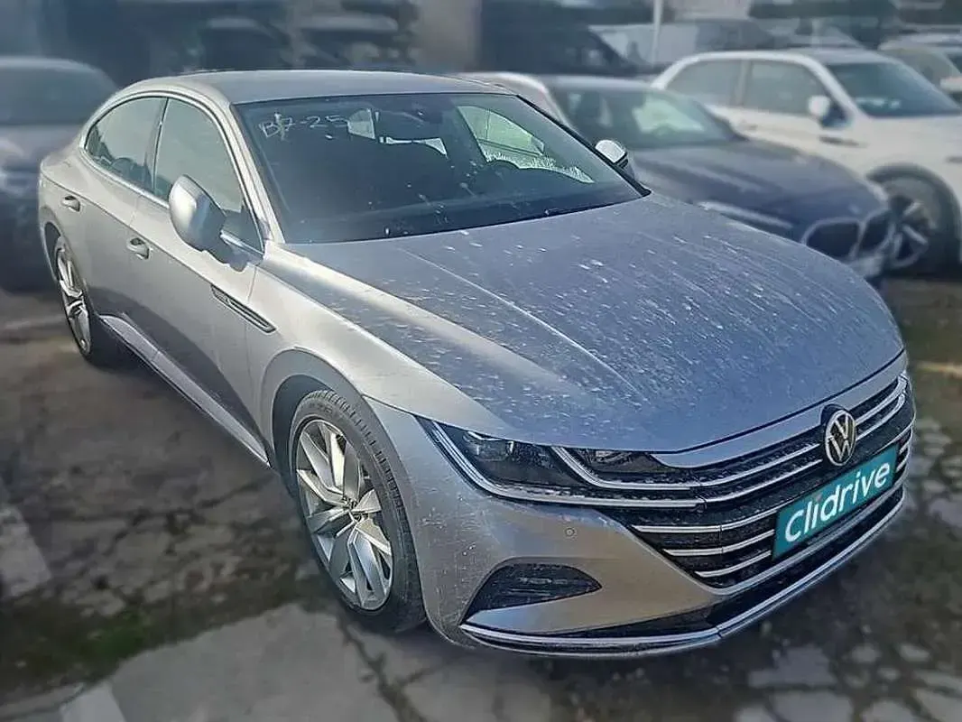 Usado VW Arteon Elegance 150 HP (110 kW) 2022 Cinzento Coupé