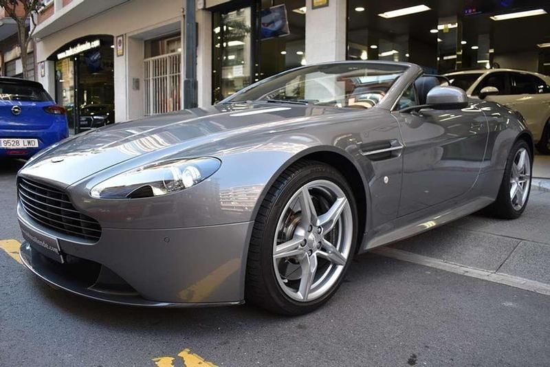 Usado Aston Martin V8 Vantage 436 CV (320 kW) 2016 Gris Descapotable