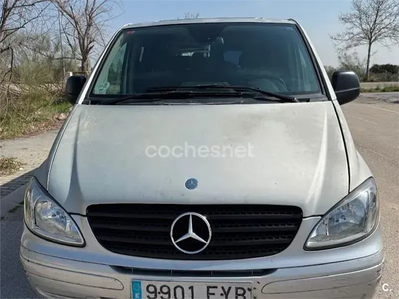 Usado Mercedes Viano 204 CV (150 kW) 2007 Gris / plata Monovolumen