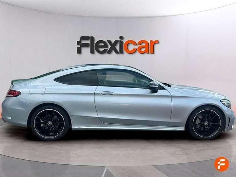 Usado Mercedes C220 194 CV (142 kW) 2022 Gris Coupe