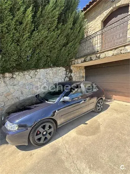 Usado Audi A3 Attraction 150 CV (110 kW) 1999 Azul Utilitario