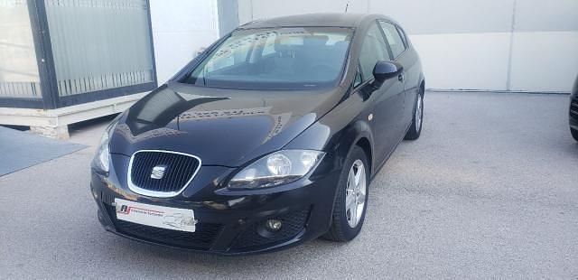 Blanco Usado 2010 Seat Leon Reference Utilitario | 5900 € (Precio justo) - Imagen 1/4