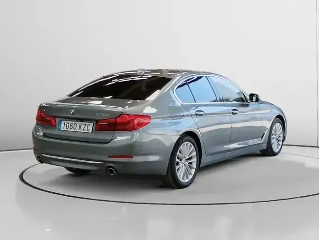 Usado BMW 530 265 CV (194 kW) 2019 Gris Berlina