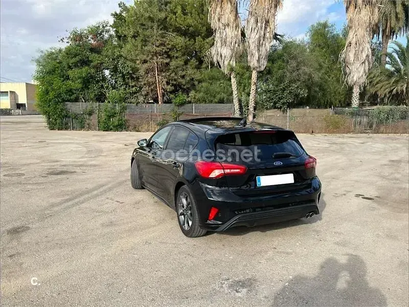 Begagnad Ford Focus ST-Line 150 HK (110 kW) 2019 Svart Sedan