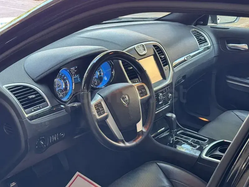 Usado Lancia Thema Platinum 190 CV (139 kW) 2013 Negro Berlina