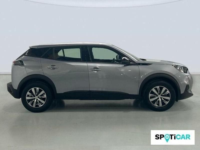 Usado Peugeot e-2008 Active 100 kW (136 CV) 2022 Gris SUV