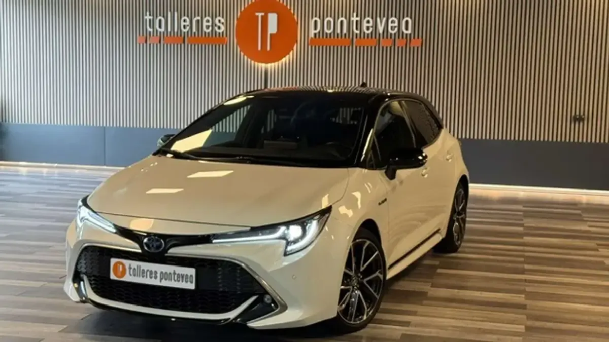 Usado Toyota Corolla Style 184 CV (135 kW) 2020 Blanco Utilitario