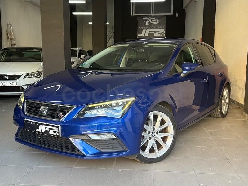 Begagnad Seat Leon FR 125 HK (91 kW) 2018 Blå Sedan