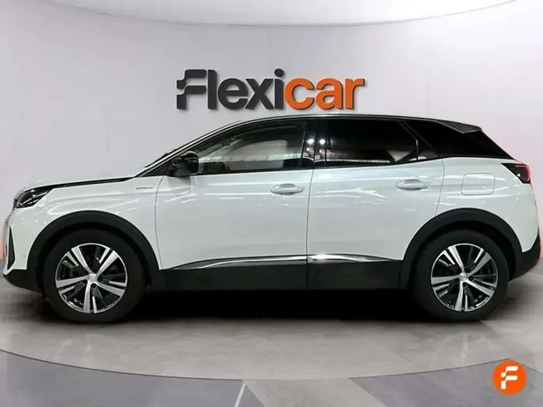 Usado Peugeot 3008 Active 226 CV (166 kW) 2022 Gris SUV