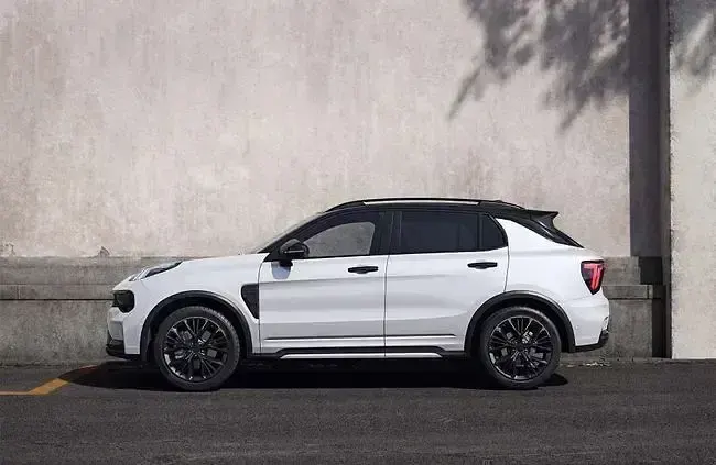 Nuevo Lynk & Co 01 276 CV (202 kW) 2025 Blanco SUV