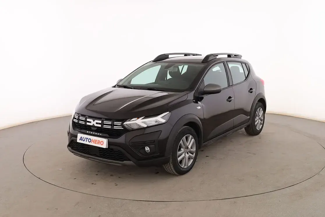 Usado Dacia Sandero Expression 91 CV (66 kW) 2023 Berlina