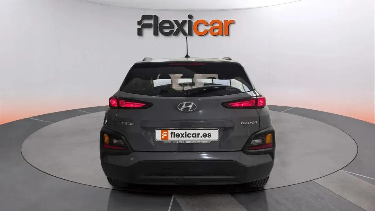 Usado Hyundai Kona 120 CV (88 kW) 2018 Gris SUV