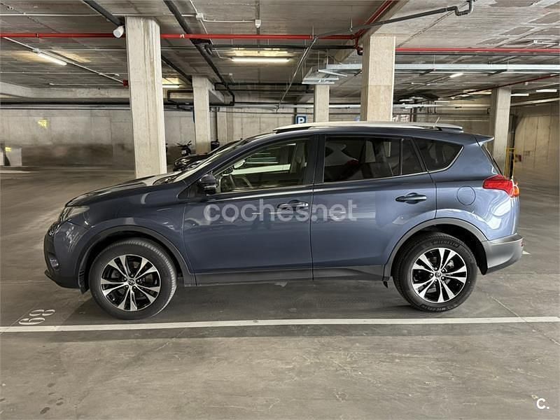 Usado Toyota RAV4 Advance 124 CV (91 kW) 2014 Azul SUV