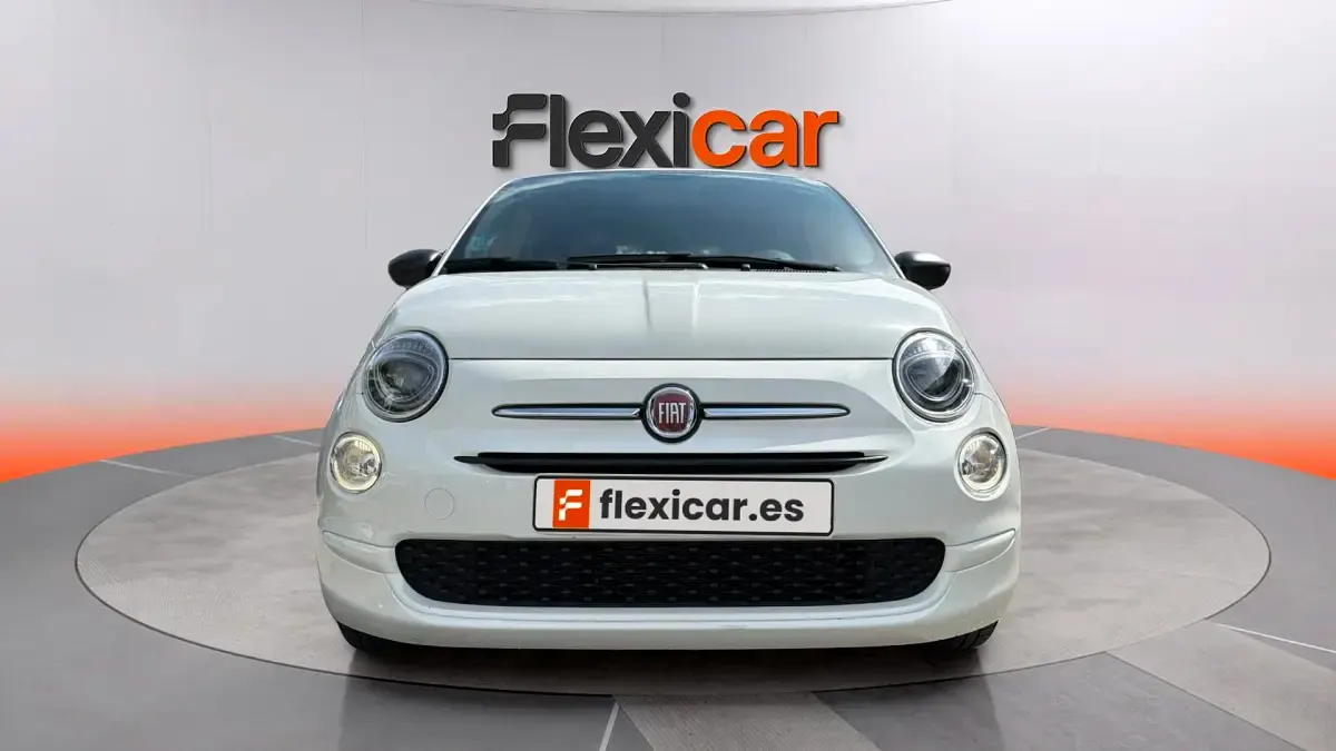 Usado Fiat 500 71 CV (52 kW) 2023 Blanco Berlina